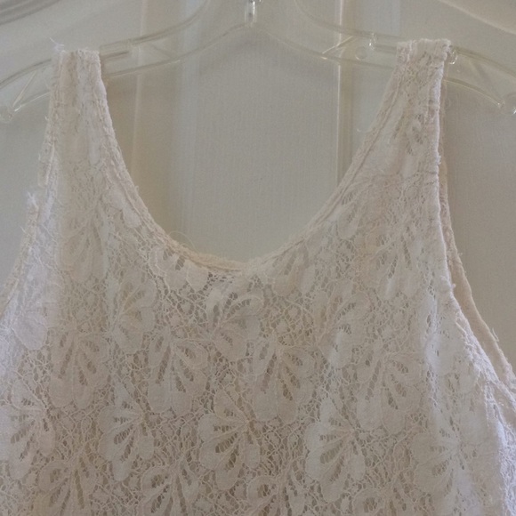 FINAL MARKDOWN CHARMING Charlie lace look blouse large - Picture 4 of 4